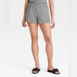 A New Day Women's Mid-Rise Linen Pull-On Shorts With Pockets Black Gingham Check
